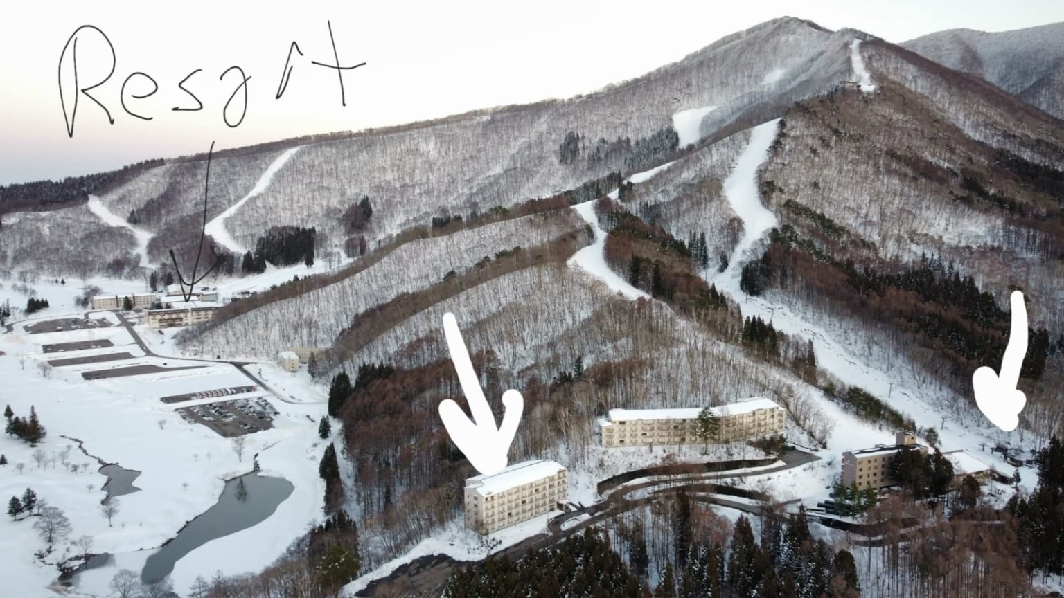 Aerial view showing the rooms beside the ski slopes